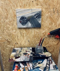 Closeup #001. Oil on canvas 24x18cm.